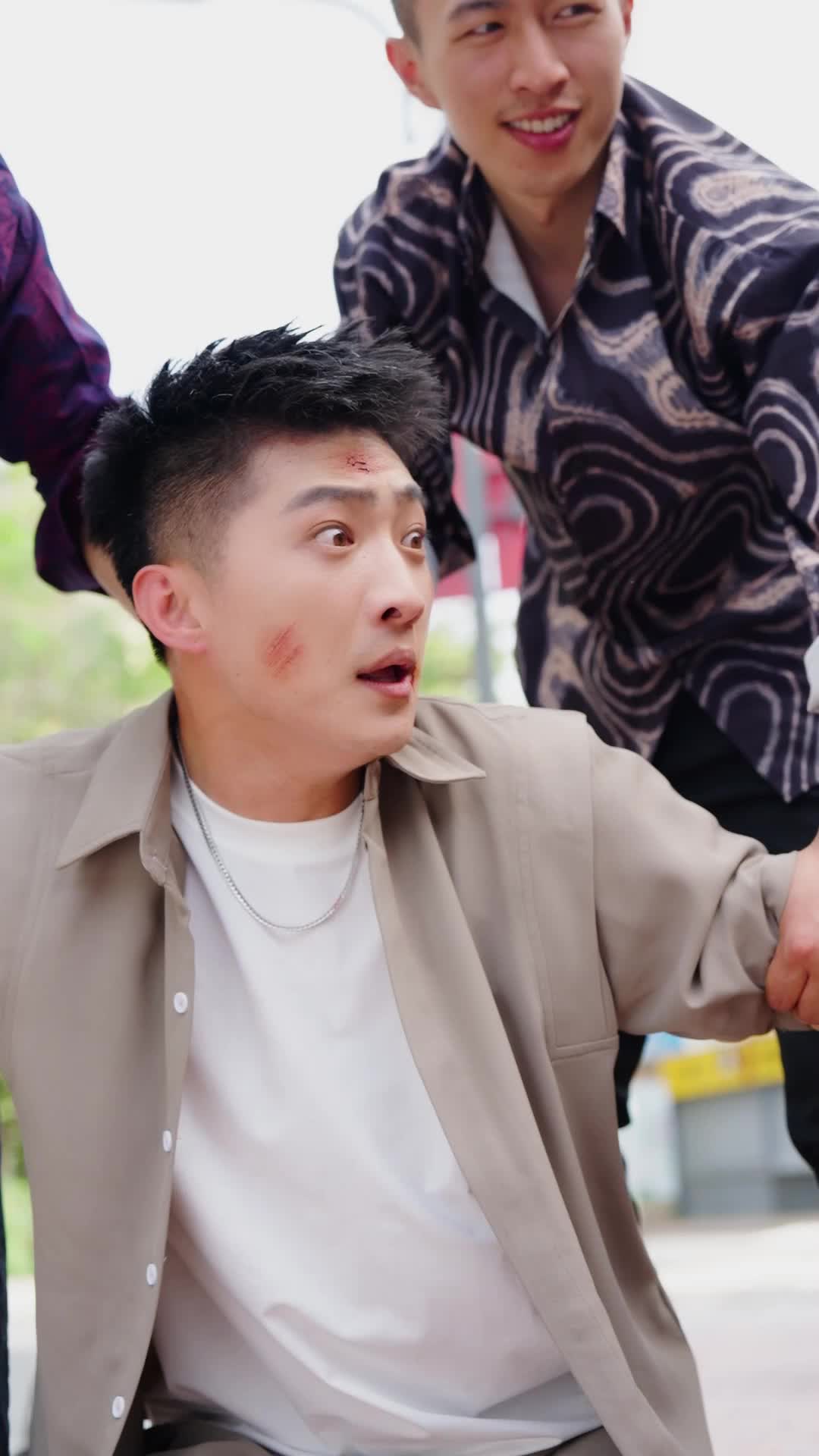 Épisode 5 - Heir Against the Light